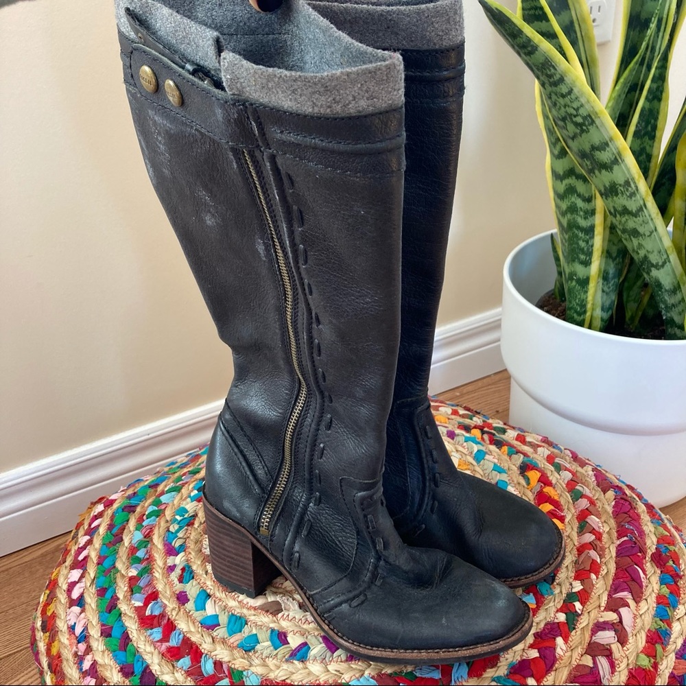Fossil Leather Knee-High Zip Riding Boots - Black